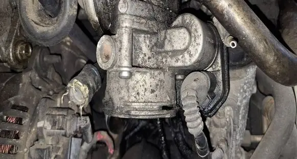 Chrysler Sebring (JS) Throttle valve 038128063G