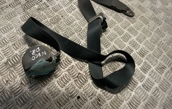 Iveco Daily 1st gen Front seatbelt