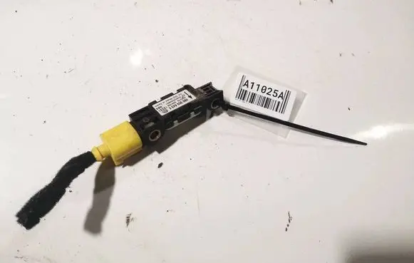 Audi A3 S3 8P Airbag deployment crash/impact sensor 4b0959643e