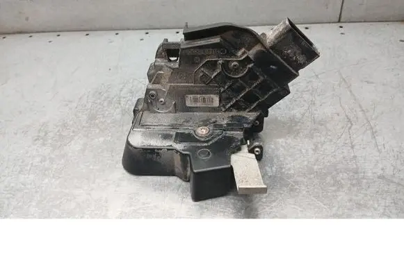 Ford Focus C-MAX Rear door lock 4M5AA26412BB