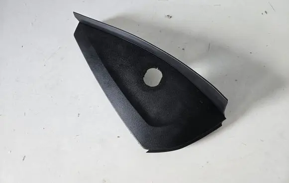 BMW X5 G05 Dashboard side end trim 9399395