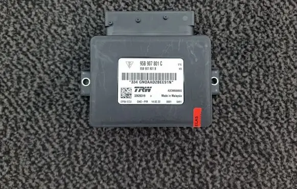 Porsche Macan (95B) Hand brake control module 95B907801C 95B907801B