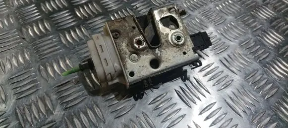 Audi A6 S6 C4 4A Coupe door lock (next to the handle) 