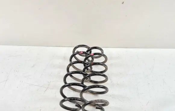 Toyota Verso Rear coil spring