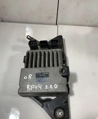 Toyota RAV 4 (XA30) Fuel injection control unit/module 8987120070