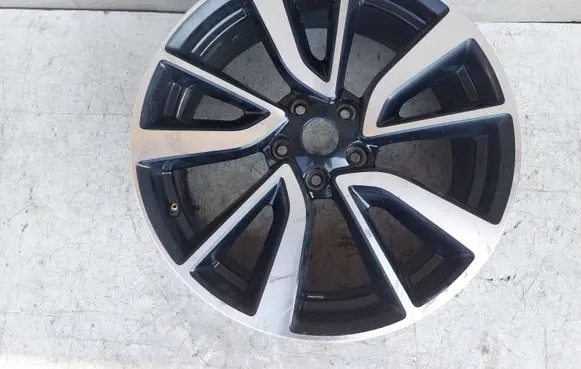 Nissan X-Trail T32 R19 alloy rim 4CB3AMB95 3547192