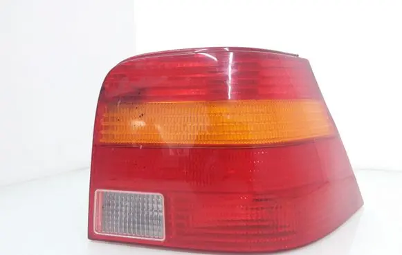 Volkswagen Golf IV Rear/tail lights 1J6945096AA 1J6945257