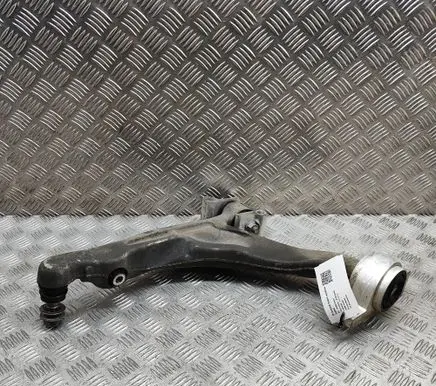 Volvo XC90 Front lower control arm/wishbone 32381882