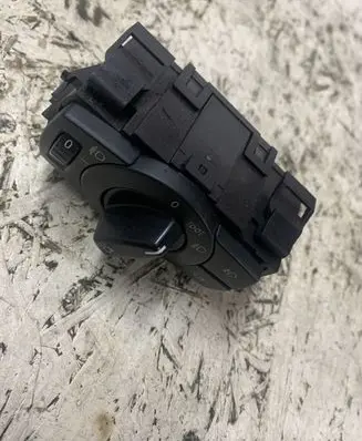 BMW 1 E81 E87 Light switch 693279402