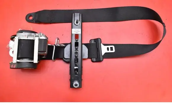 Ford Mondeo MK IV Front seatbelt 6G9N-61294-AEW