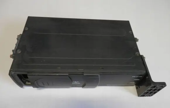 KIA Sorento CD/DVD changer CHM604MP3