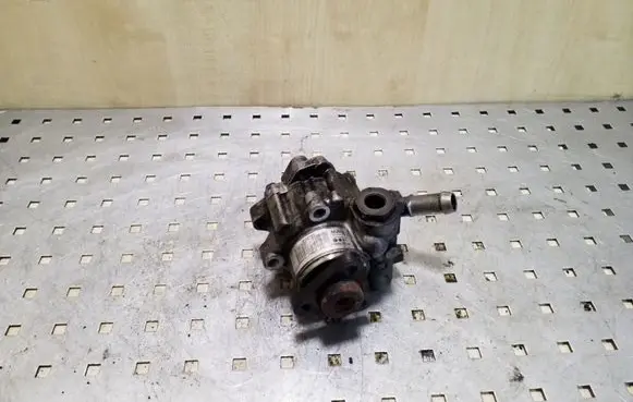 BMW 3 E90 E91 Power steering pump 7692974546 6768155028