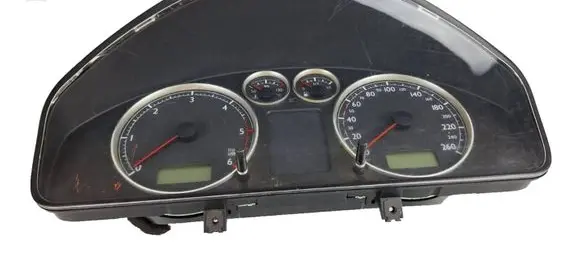 Volkswagen Sharan Speedometer (instrument cluster) 7M3920800H