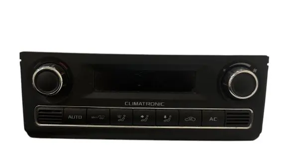 Skoda Fabia Mk2 (5J) Climate control unit 5J0907044C A2C53427076
