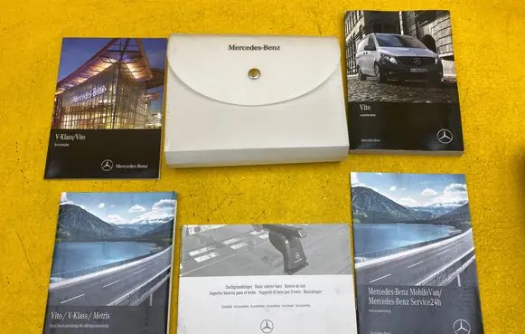 Mercedes-Benz V Class W447 Owners service history hand book 