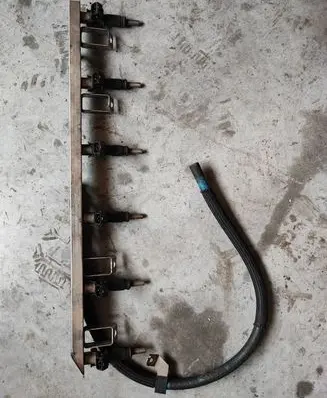 BMW 5 E60 E61 Fuel injectors set 7542541