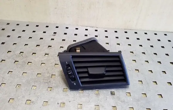 BMW X3 E83 Dashboard side air vent grill/cover trim 3400076