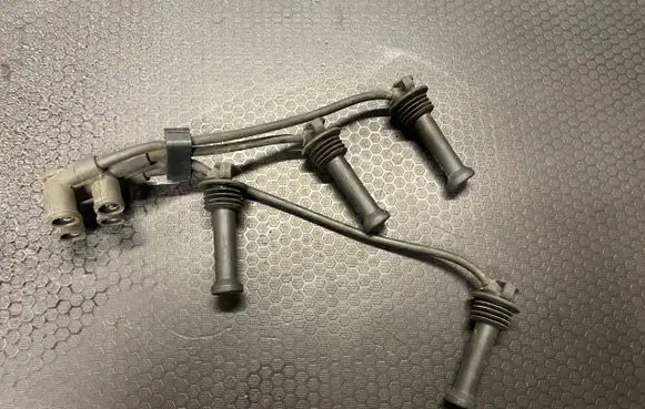 Ford Puma Ignition plug leads E5597