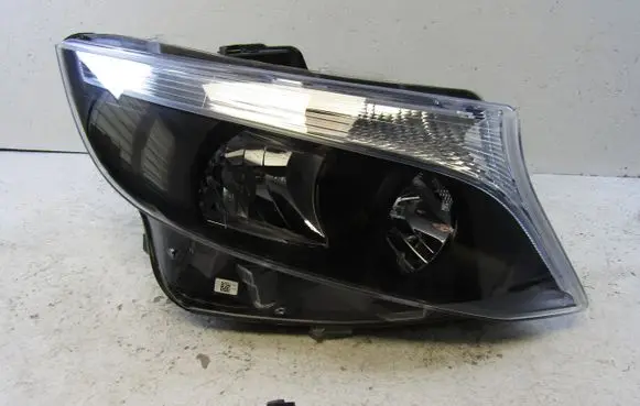 Mercedes-Benz Vito Viano W447 Headlight/headlamp A4479067800