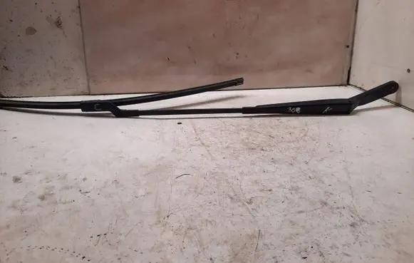 Peugeot 308 Front wiper blade arm 968047708004