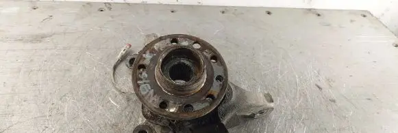 Opel Signum Front wheel hub spindle knuckle