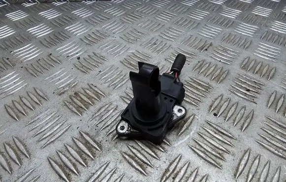 Toyota Prius (XW20) Mass air flow meter 1974002030 2220422010