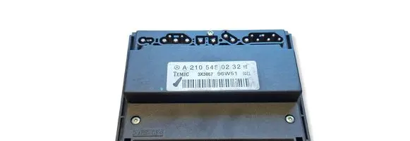 Mercedes-Benz E W210 Other control units/modules A2105450232