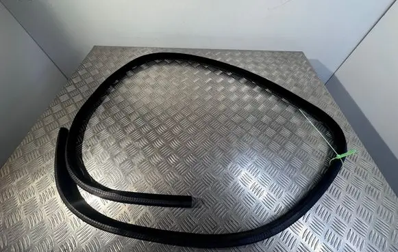Jaguar F-Pace Rubber seal rear door 