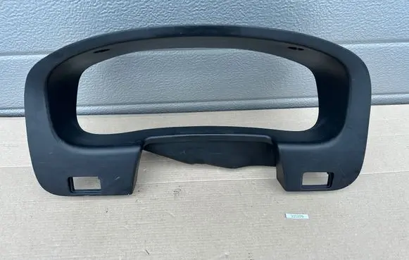 Nissan King Cab, Navara Dashboard trim 68240VJ400