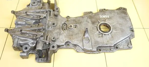 Nissan Juke I F15 Timing chain cover 135029555R 30SP27