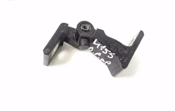 Porsche Cayenne (92A) Front door lower hinge 8K0831402A