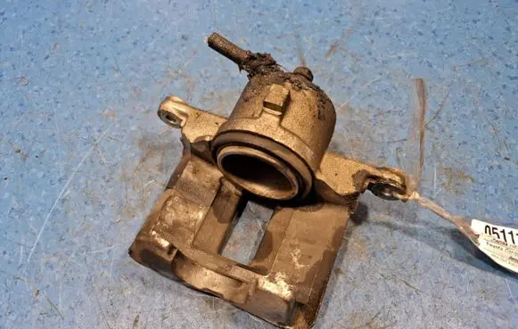 Toyota Corolla E120 E130 Front brake caliper