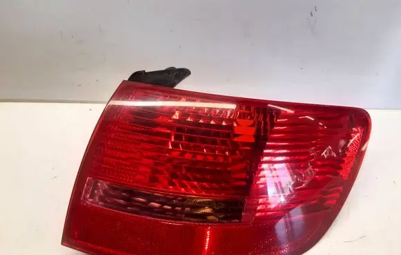 Audi A6 S6 C6 4F Rear/tail lights 89036920
