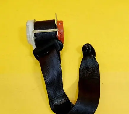 Nissan Almera N16 Rear seatbelt 88845BM400