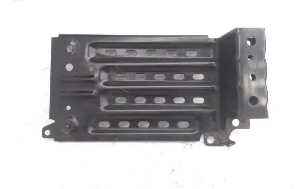 Mitsubishi Outlander Radiator mount bracket
