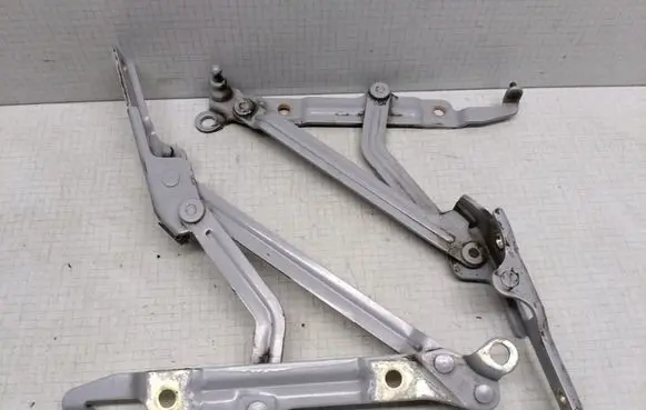 KIA Magentis Tailgate/trunk/boot hinge