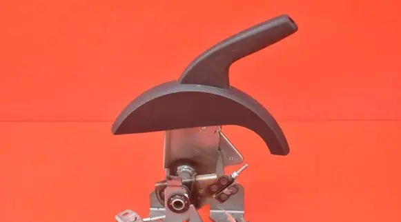 Nissan Pulsar Handbrake/parking brake lever assembly 36010-3ZL0A