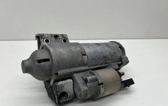 BMW 3 G20 G21 Starter motor 8671503