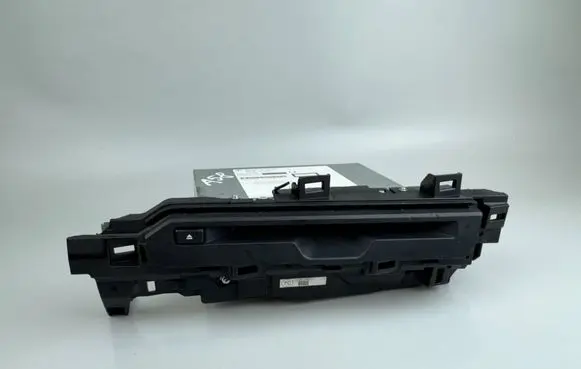 Lexus UX Radio/CD/DVD/GPS head unit 8614076A80