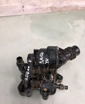BMW X4 G02 Thermostat 858162705
