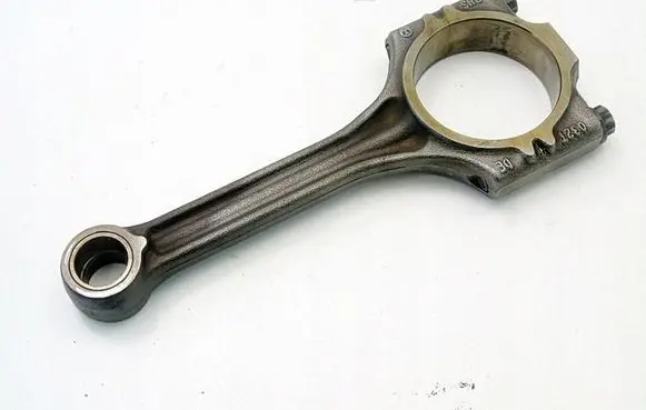Seat Ibiza V (KJ) Connecting rod/conrod CGG032T