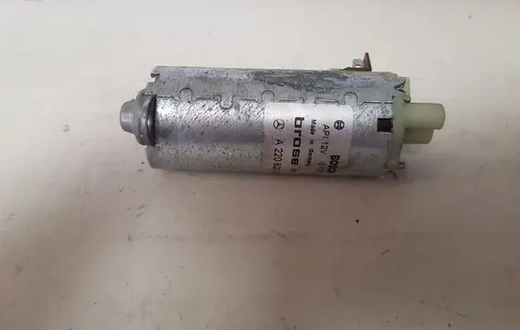 Mercedes-Benz S W220 Seat adjustment motor 2208204942