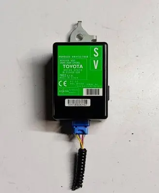 Toyota Verso Door control unit/module 89740-0F010 430V6905762 616430000