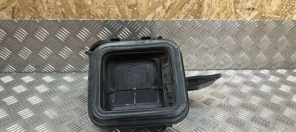 BMW i3 Cabin air duct channel CZ116740 CZ116740774