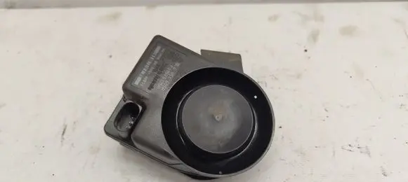 Audi A8 S8 D3 4E Alarm system siren 8L0951605A