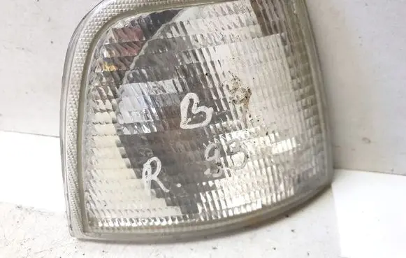 Audi 80 90 S2 B4 Front indicator light
