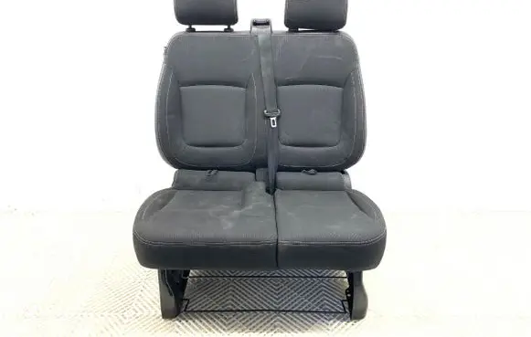 Renault Trafic III (X82) Front passenger seat 