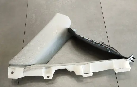 (D)pillar trim (top)