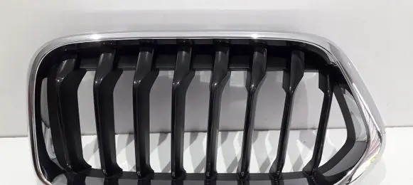 BMW X2 F39 Front bumper upper radiator grill