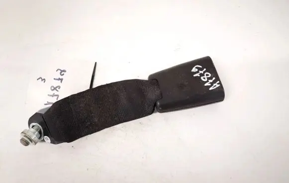 Cadillac CTS Rear seatbelt buckle c481070408 c481-070408